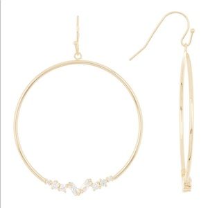 💎NWT Gold Crystal Hoop Earrings💎